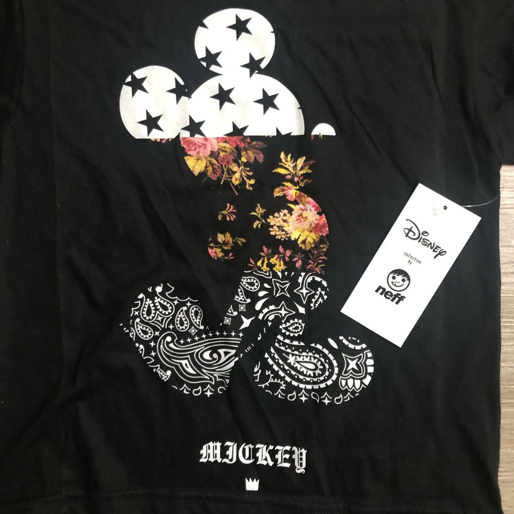 🆕 Neff Disney Mickey Bandanna T-shirt